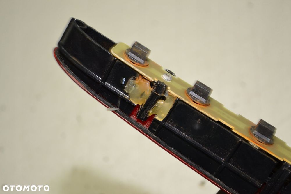 BMW Z3 E36 TRZECIE DODATKOWE ŚWIATŁO STOP - 9