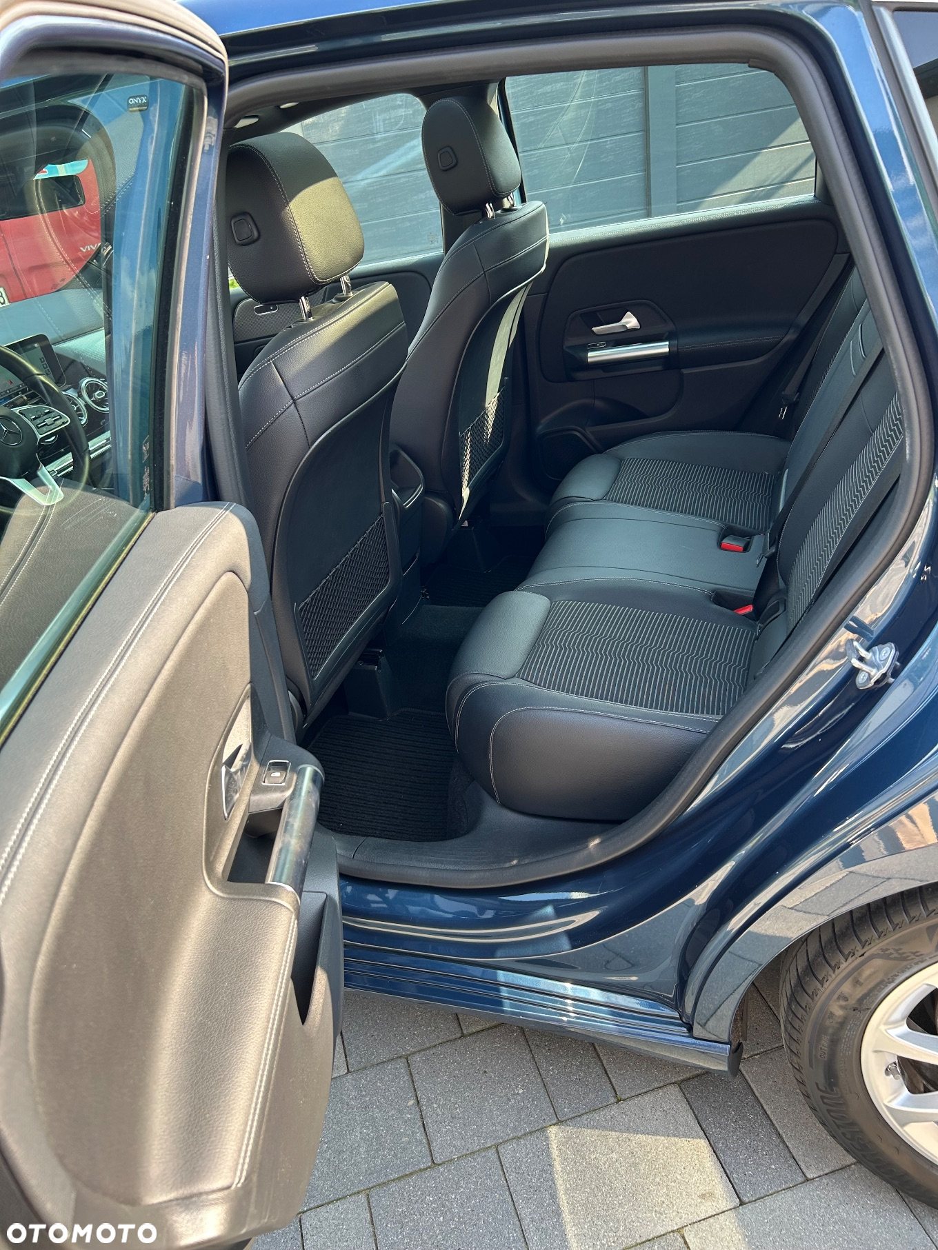 Mercedes-Benz Klasa B 200 Style 7G-DCT - 27