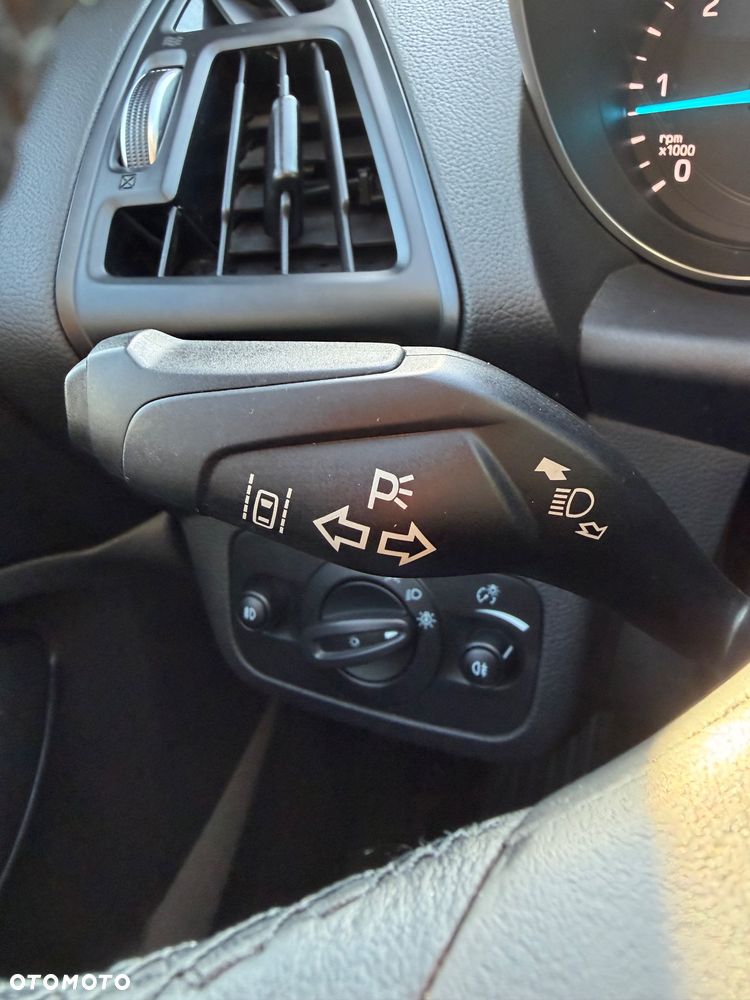 Ford Kuga 2.0 TDCi 4x2 Titanium - 23