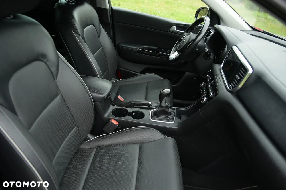 Kia Sportage 1.6 GDI 2WD DREAM-TEAM EDITION - 19