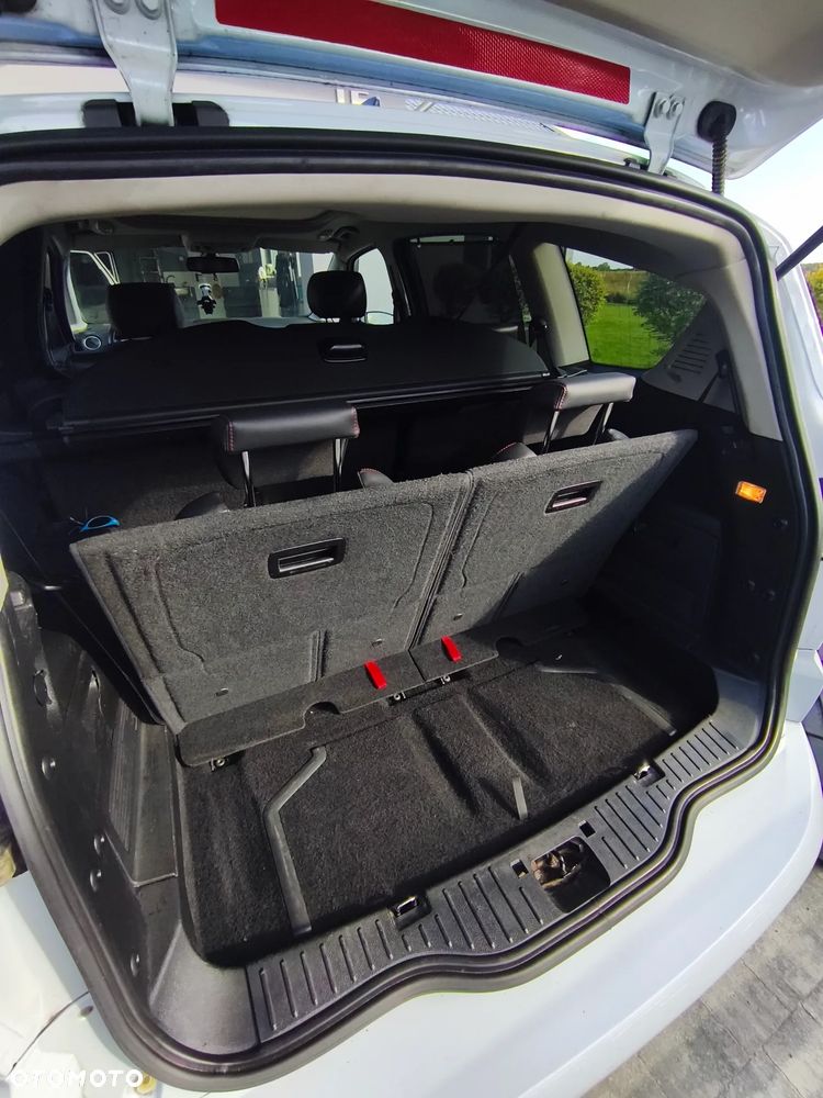 Ford S-Max 2.0 TDCi DPF Titanium - 36