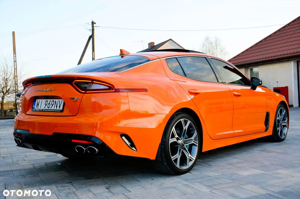 Kia Stinger - 7