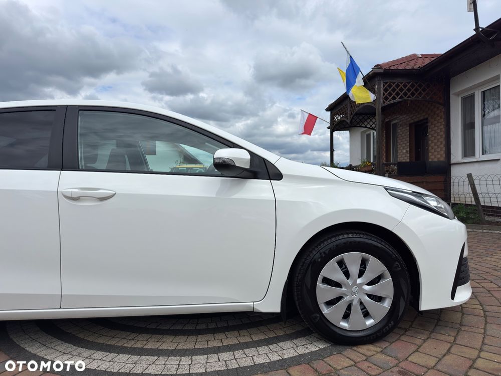 Toyota Corolla 1.4 D-4D Active EU6 - 16