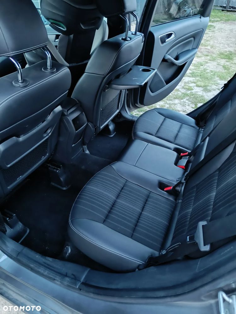 Mercedes-Benz Klasa B 220 4-Matic - 5