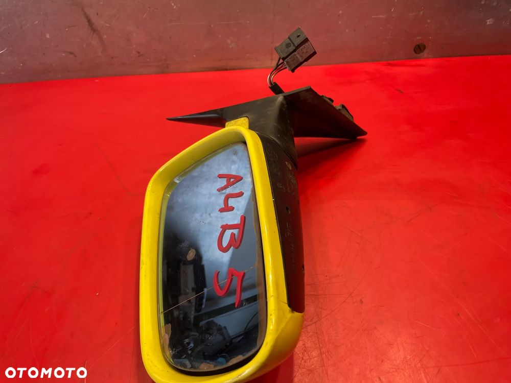 LUSTERKO LEWE AUDI A4 B5 - 5