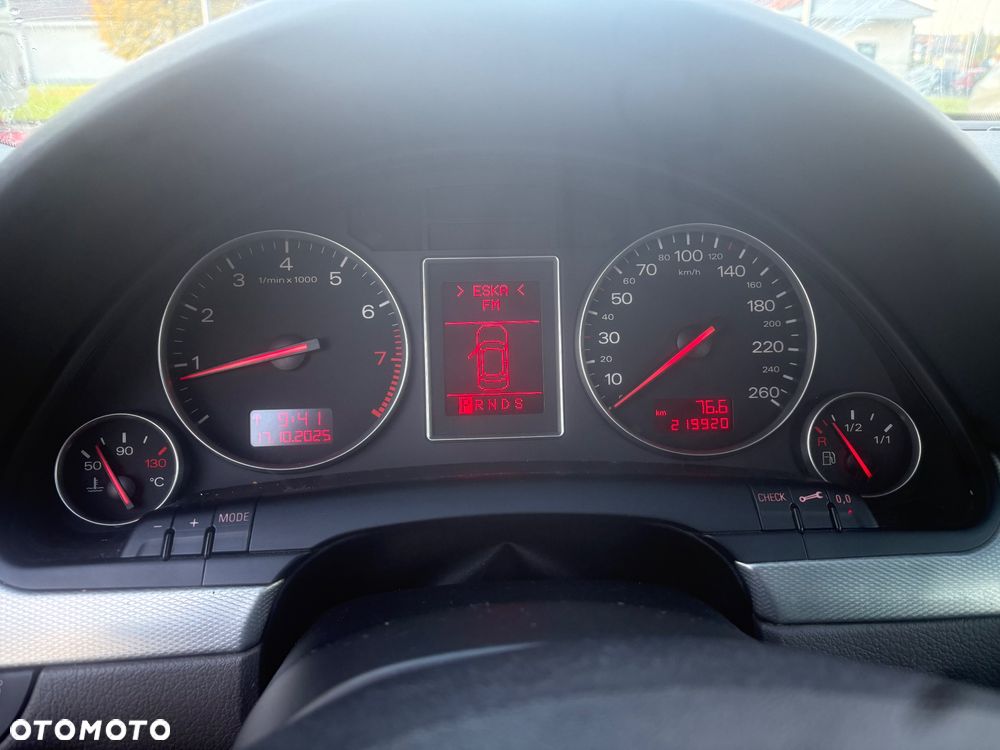 Audi A4 Limousine - 13