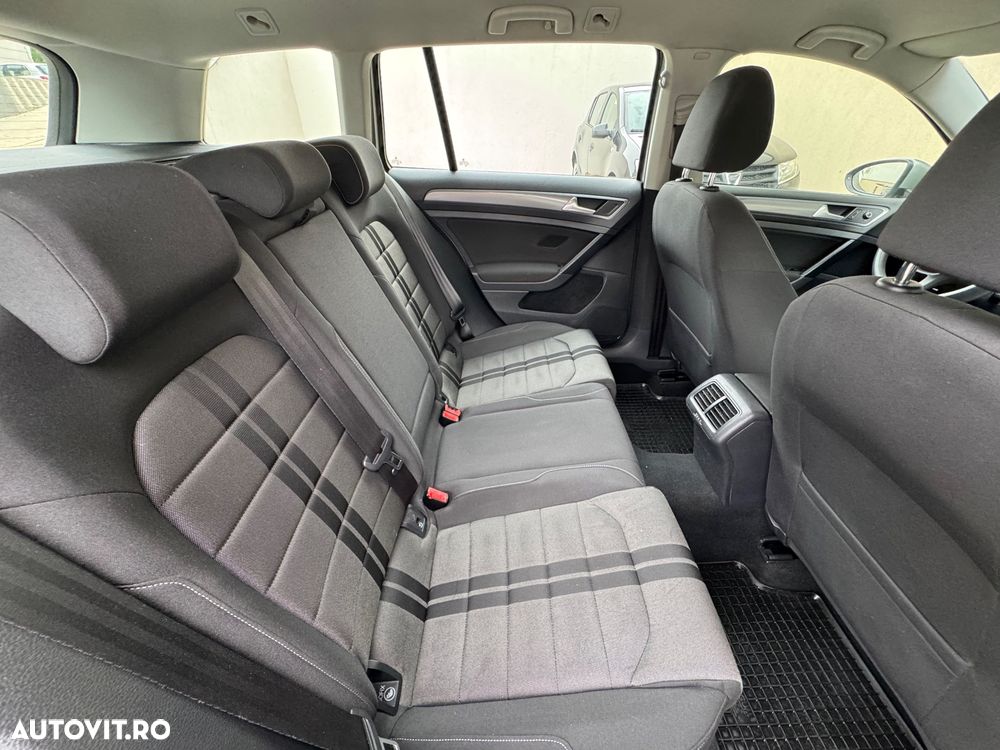 Volkswagen Golf 1.6 TDI 4Motion BMT Comfortline - 21