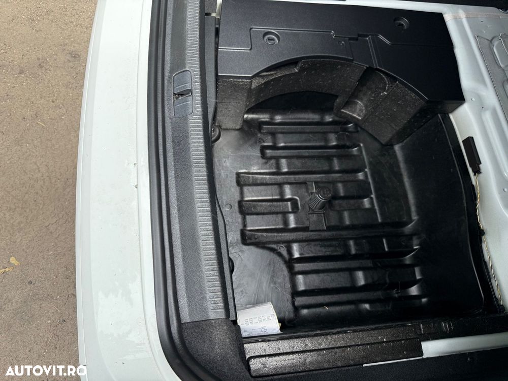Volkswagen Passat CC - 15