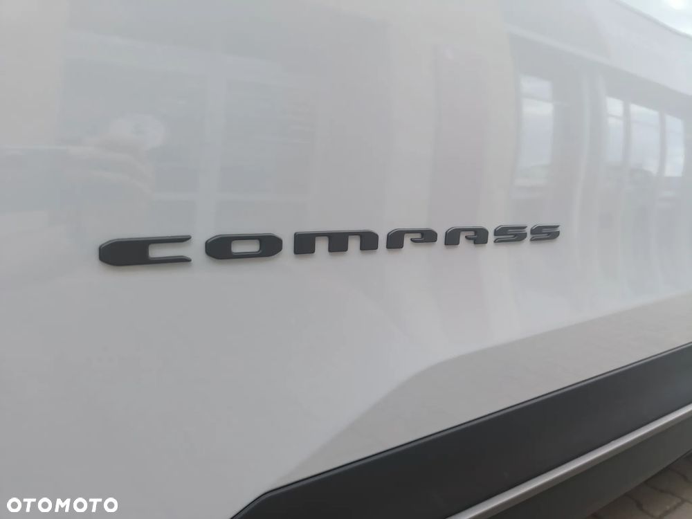 Jeep Compass 1.2 T3 mHEV First Edition FWD DCT - 29