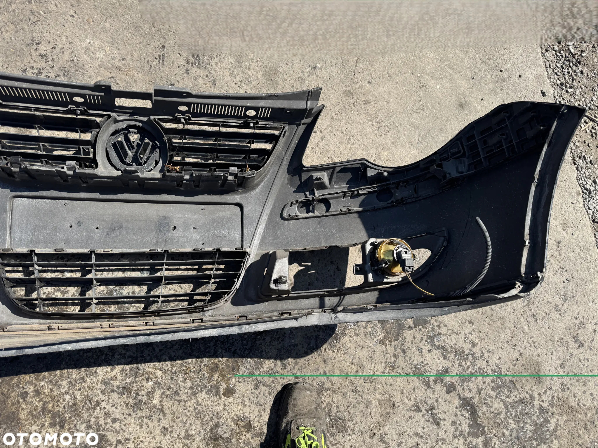 Zderzak Volkswagen Polo IV lift przód kolor LC9Z OE - 5