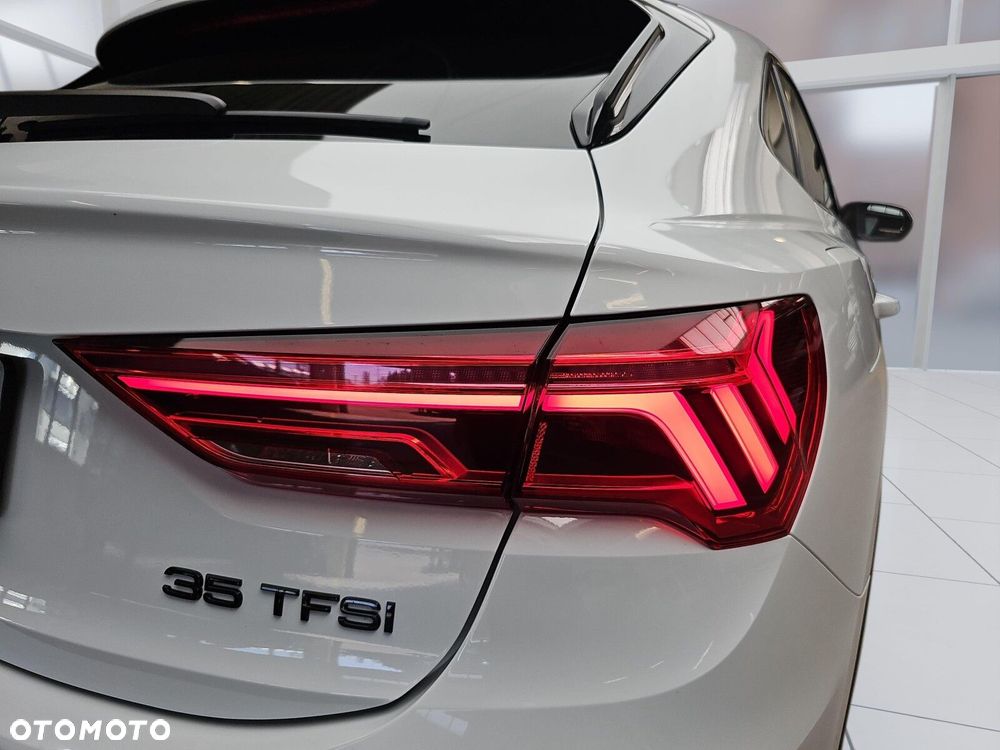 Audi Q3 Sportback - 34