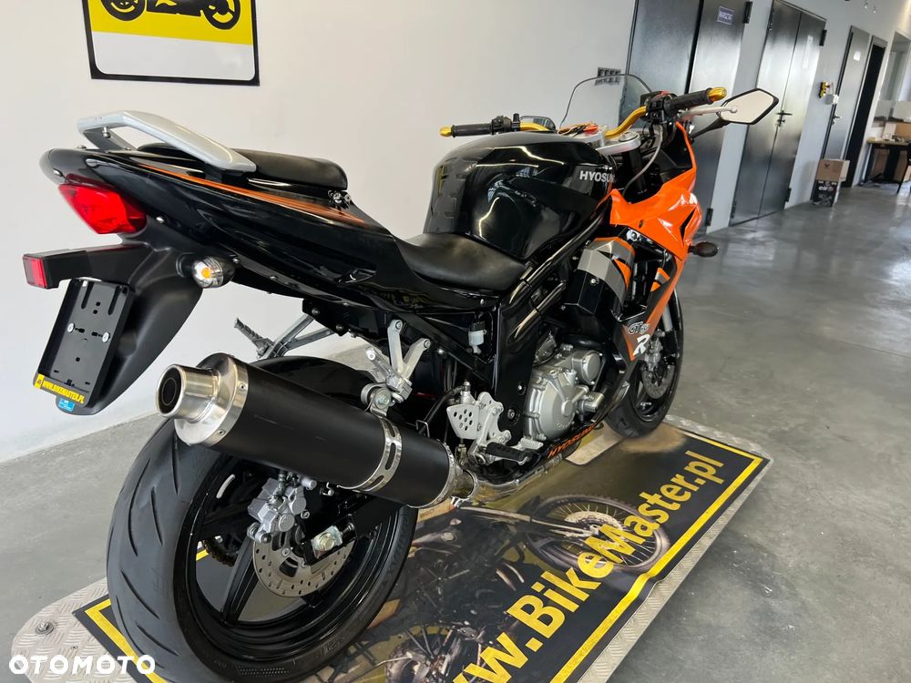 Hyosung GT Comet - 26