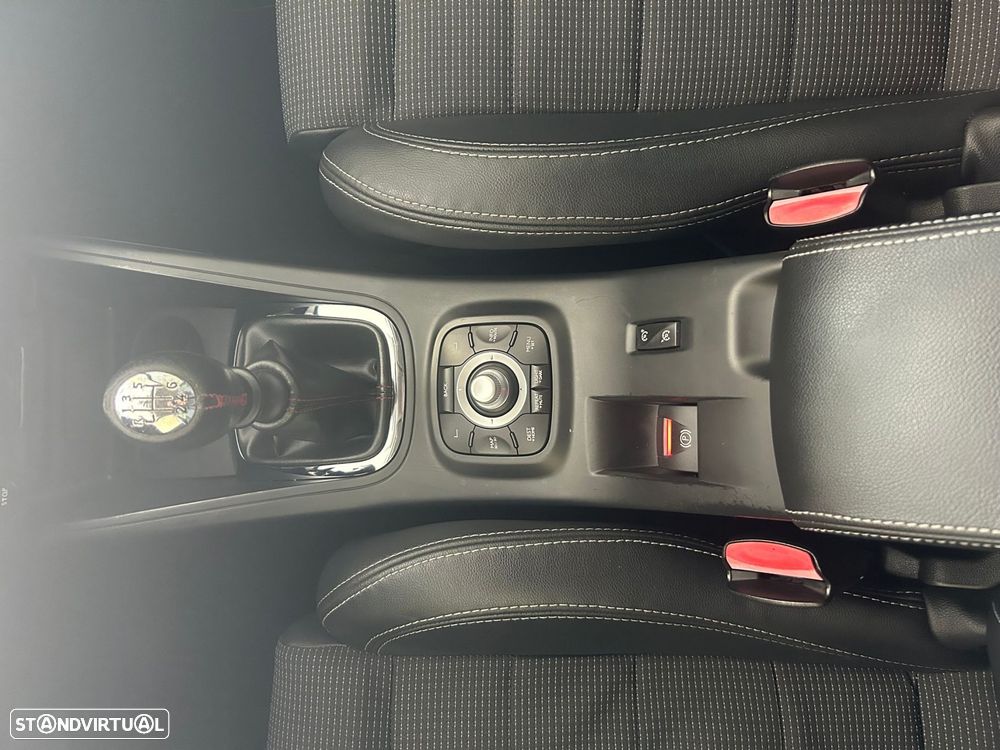 Renault Mégane 1.5 dCi GT Line SS - 14