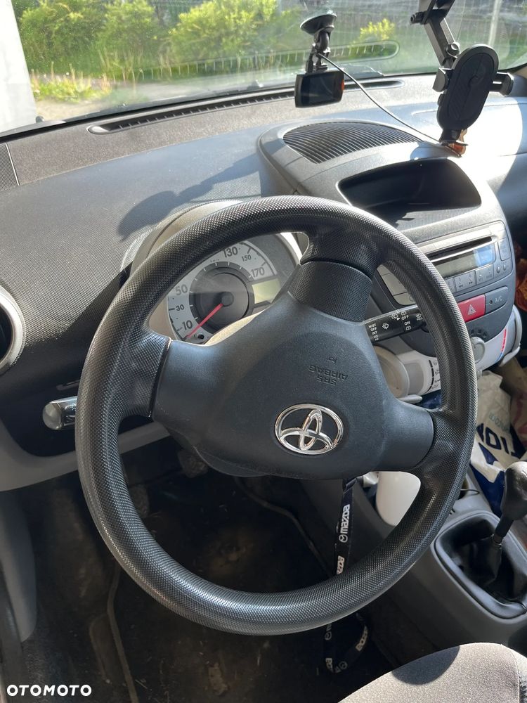 Toyota Aygo - 6