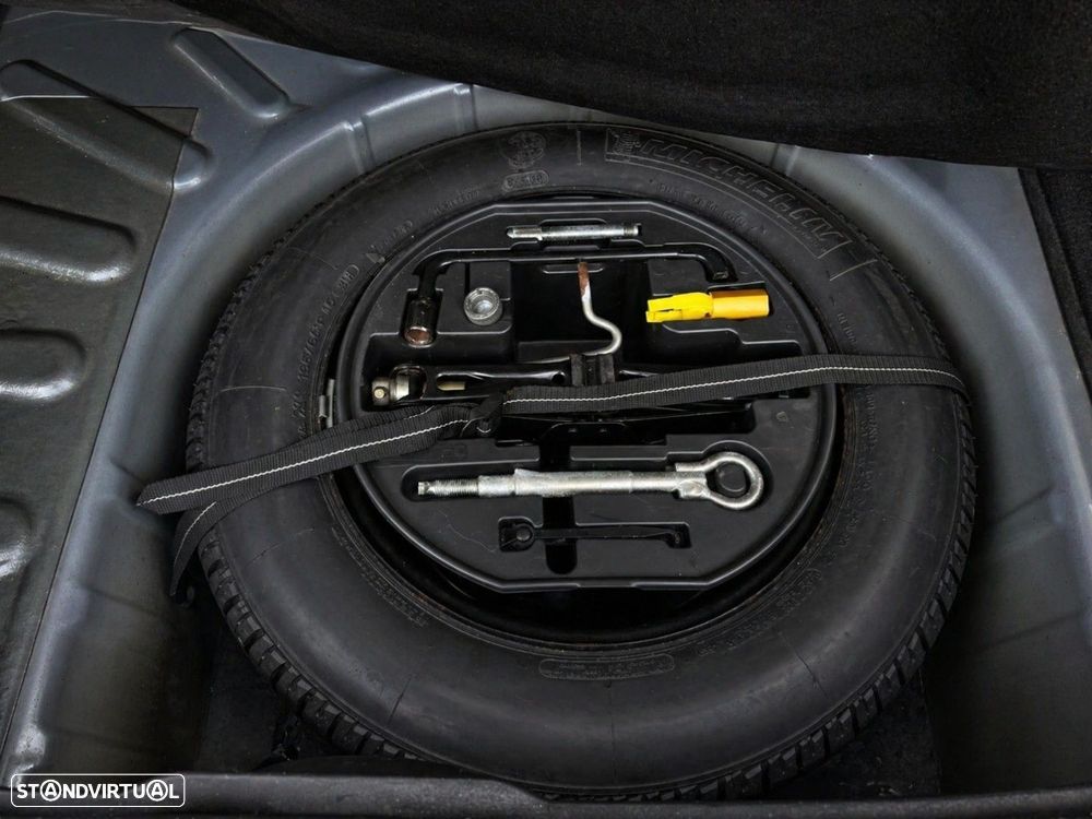 Citroën C4 1.4 16V SX - 15