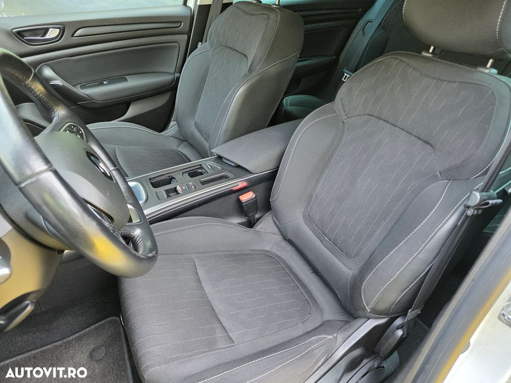 Renault Megane - 11