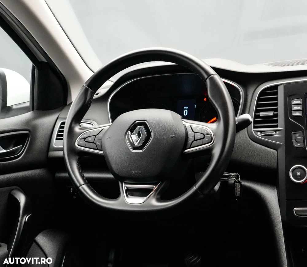 RENAULT Megane 2022 — imagine 17