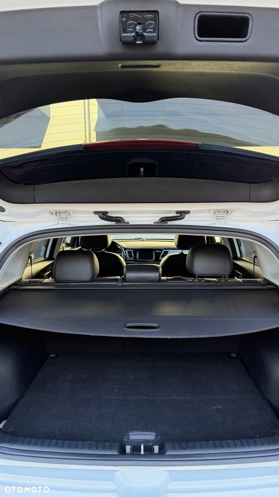 Kia Niro 1.6 GDI Hybrid M - 17