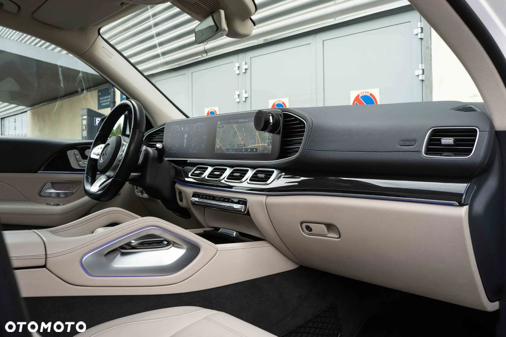 Mercedes-Benz GLS 350 d 4-Matic - 15
