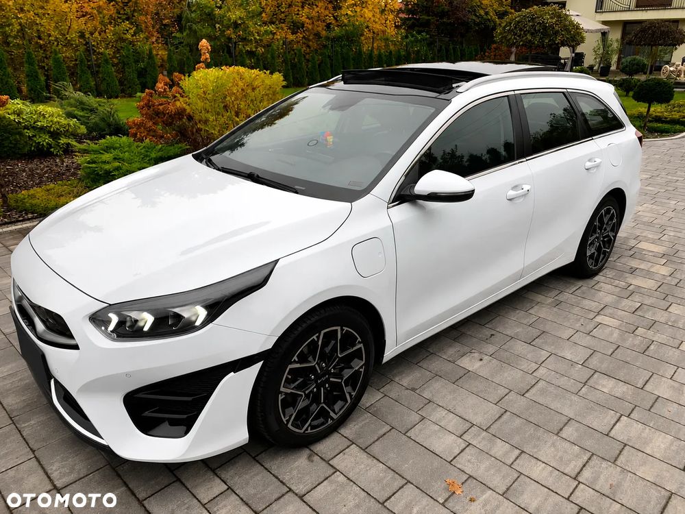 Kia Ceed 1.6 GDI PHEV Business Line DCT - 16