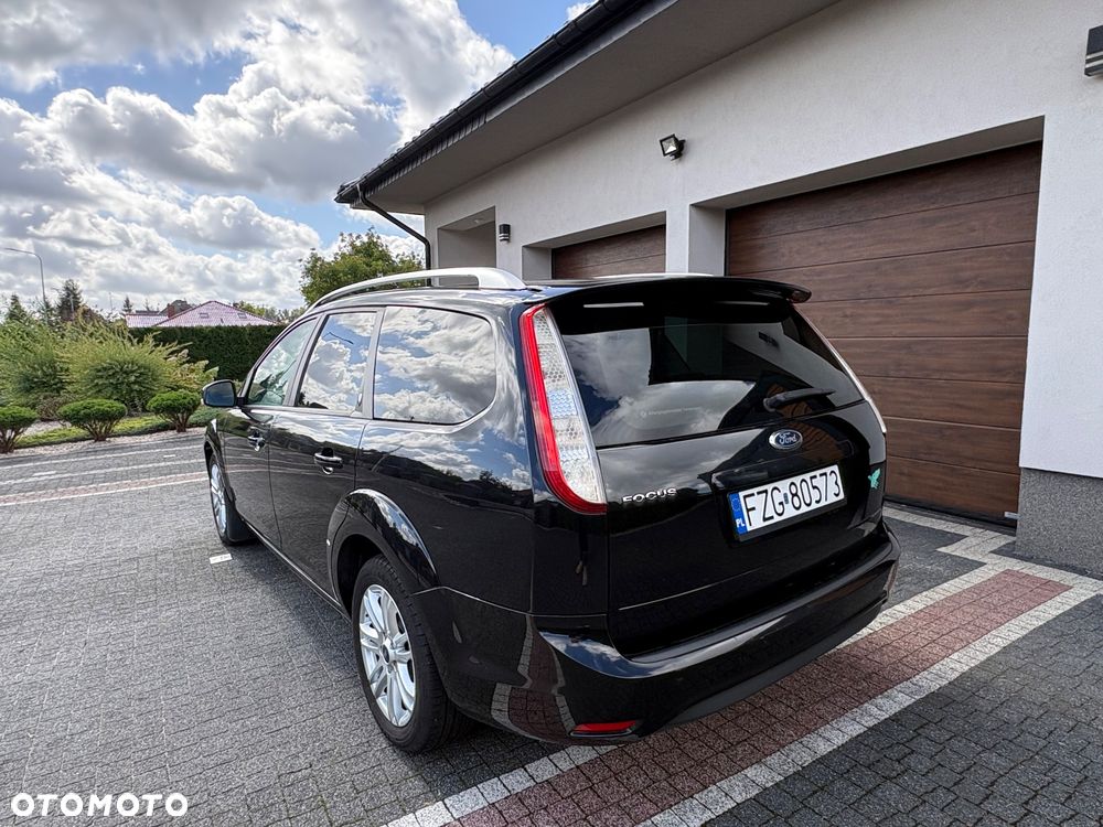 Ford Focus 1.8 Ghia - 7