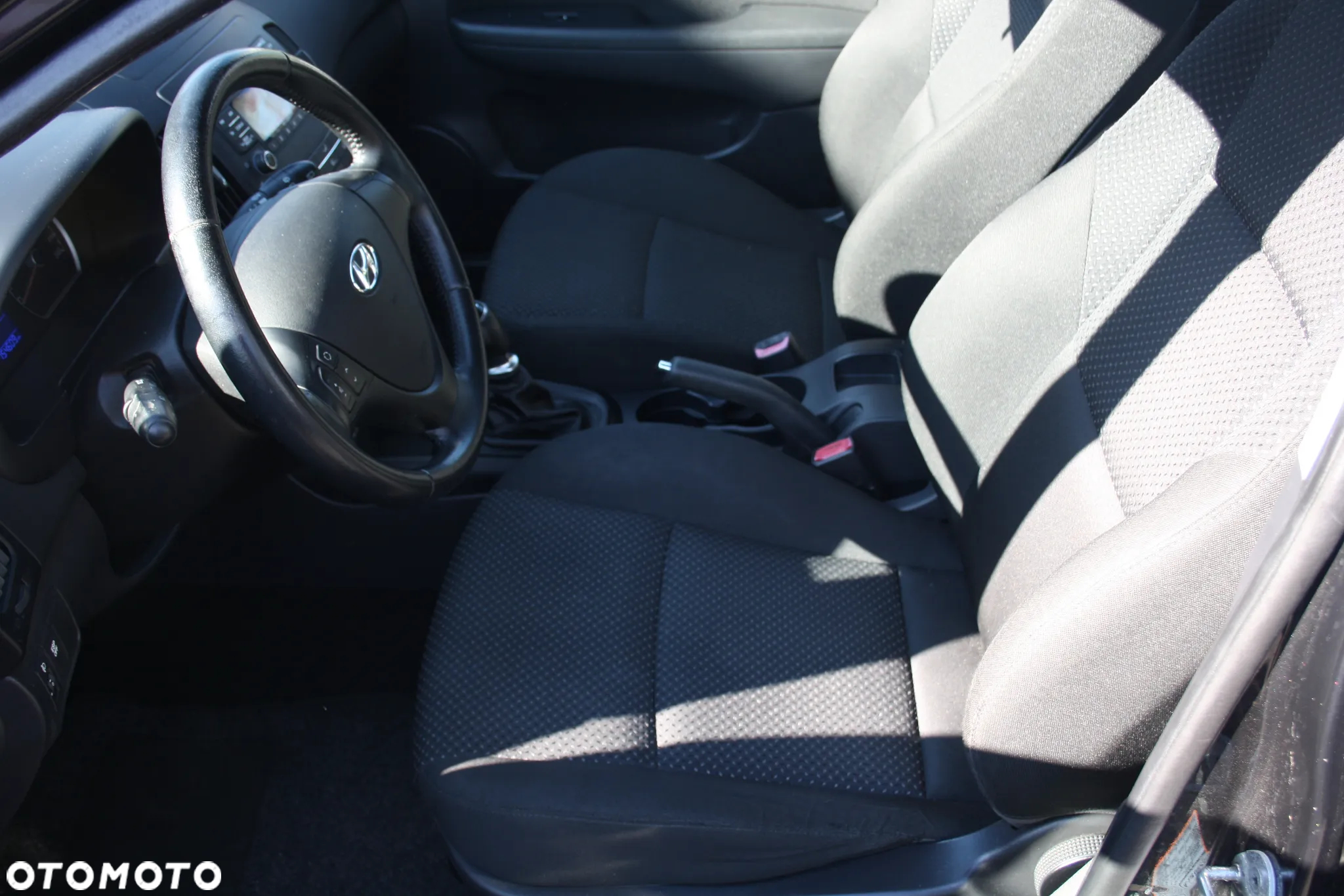 Hyundai i30 i30cw 1.6 CRDi UEFA EURO 2012 Edition - 13