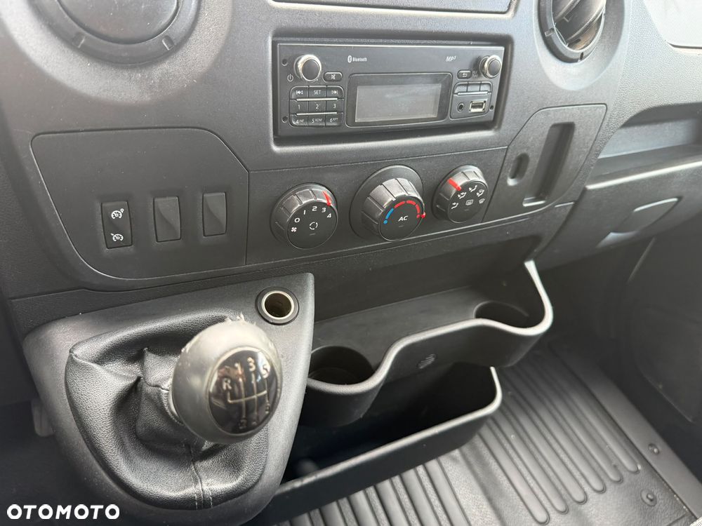 Renault Master - 10
