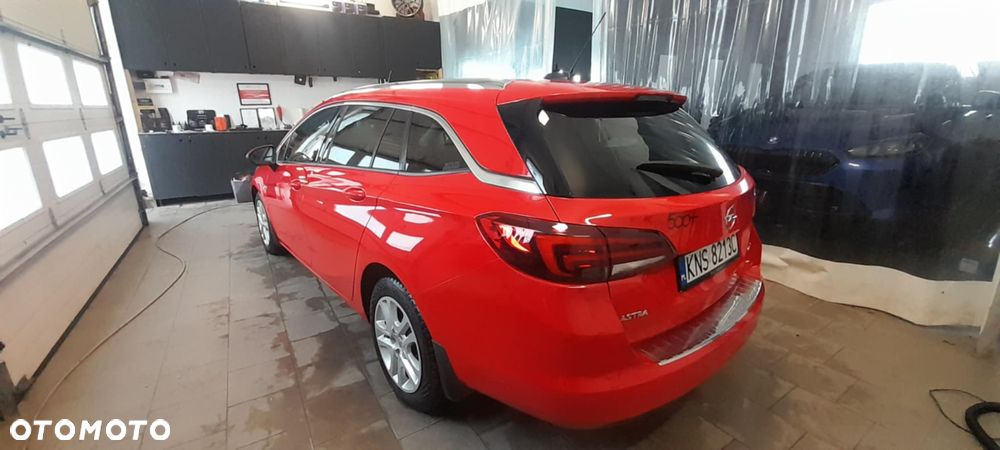 Opel Astra 1.4 T Elite S&S - 23