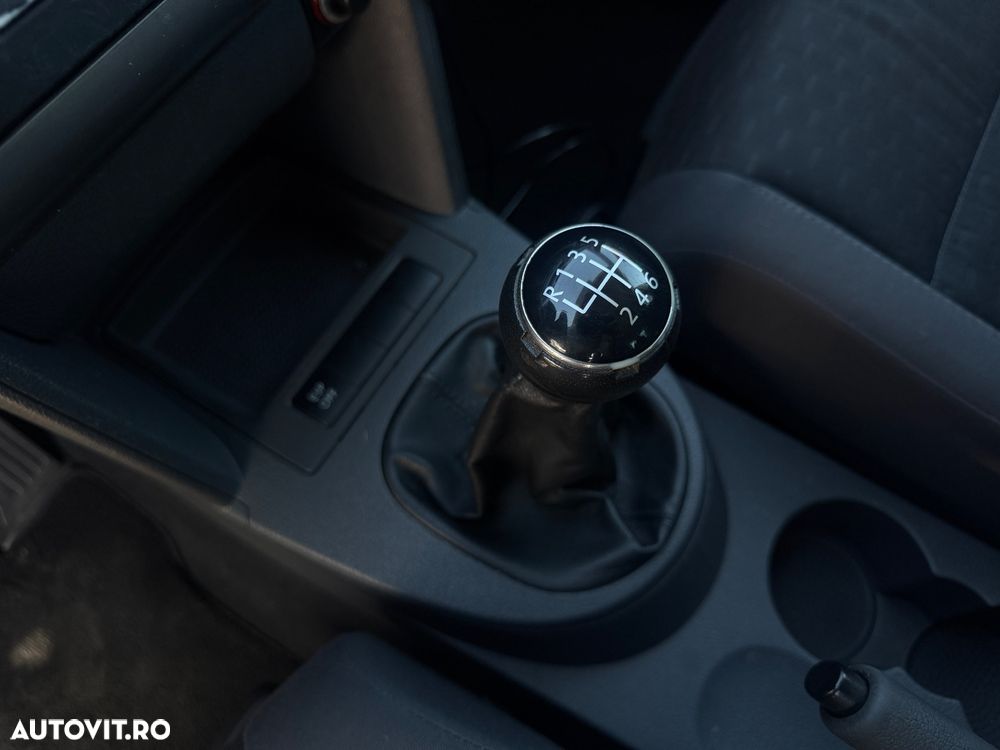 Volkswagen Touran 1.9TDI Trendline - 10