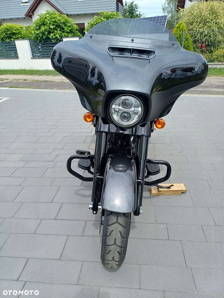 Harley-Davidson FLHXS Special - 2