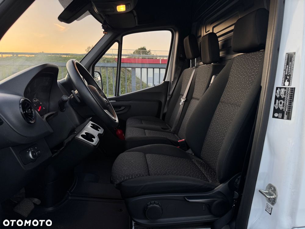 Mercedes-Benz Sprinter 317 CDI Euro 6 1950ccm - 170KM 3,5t 2023 Furgon Blaszak - 13