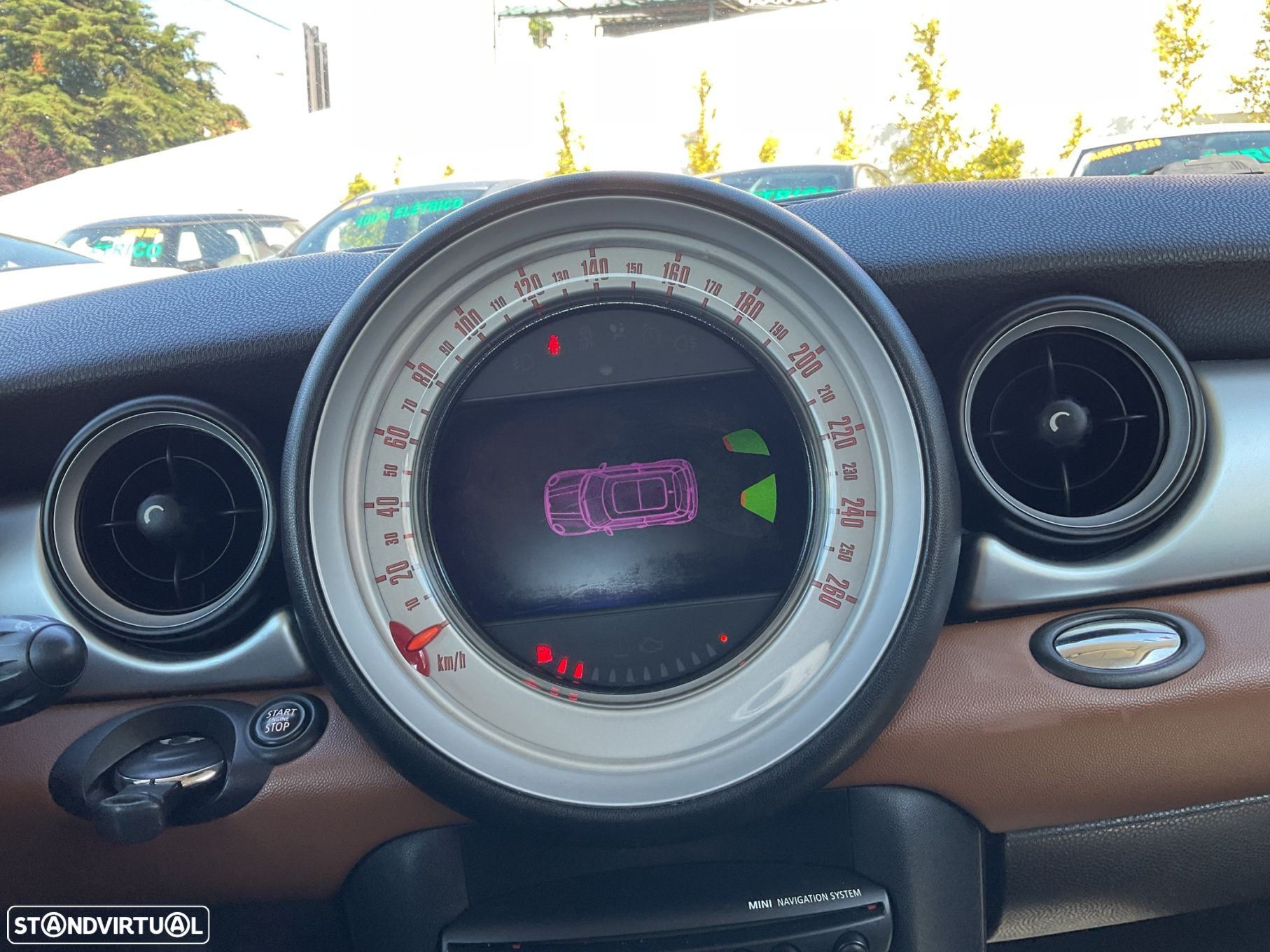 MINI 3 Portas Cooper D - 23