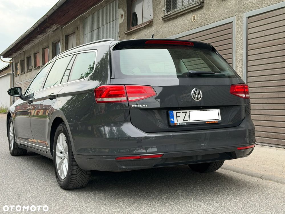 Volkswagen Passat - 3