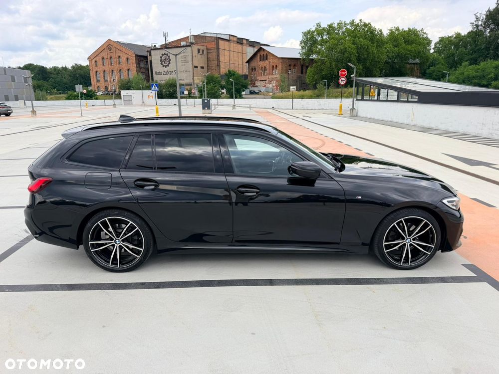 BMW Seria 3 320d xDrive M Sport - 12