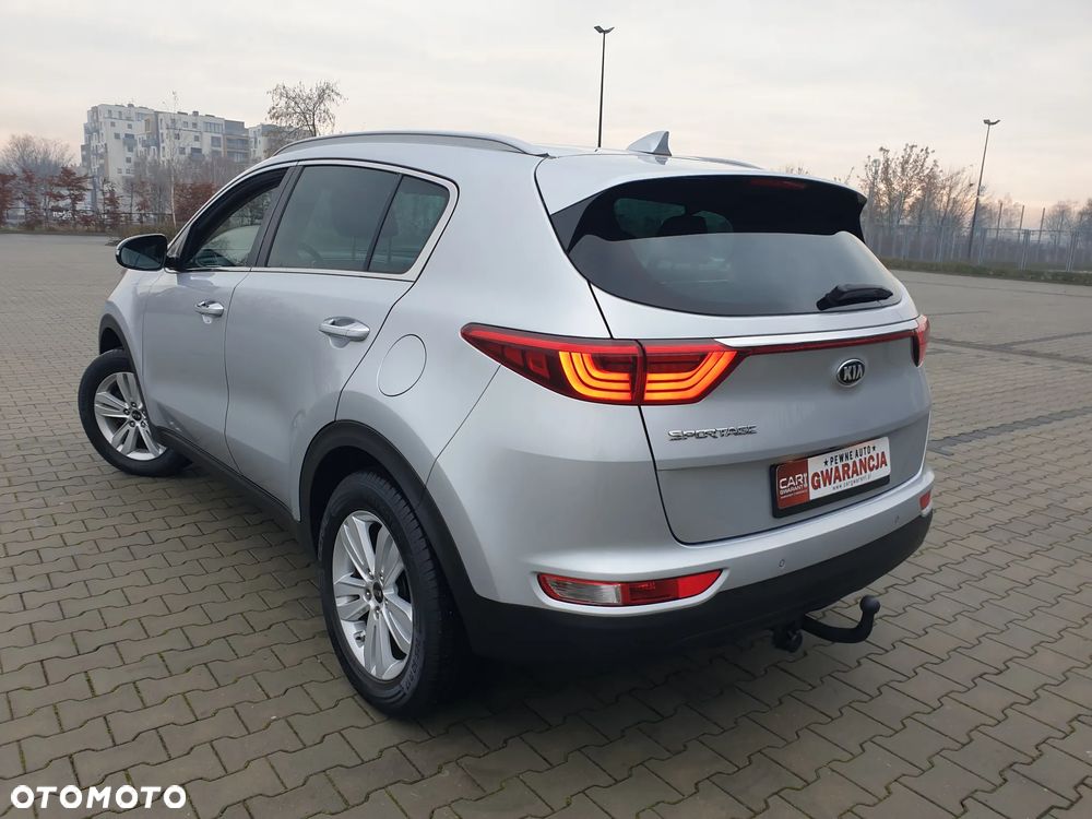 Kia Sportage 1.6 GDI 2WD Dream-Team Edition - 3