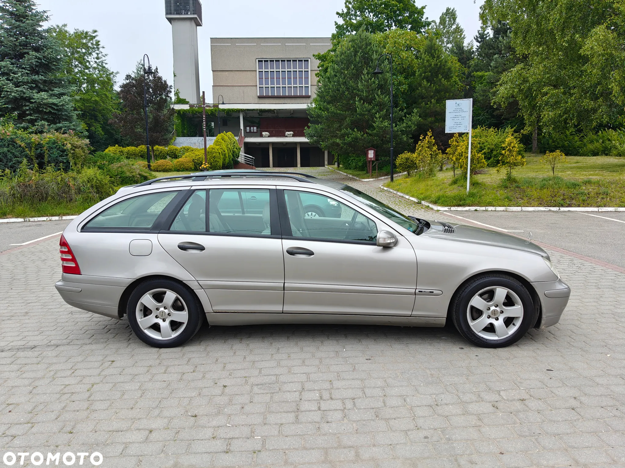 Mercedes-Benz Klasa C 220 T CDI Classic - 9
