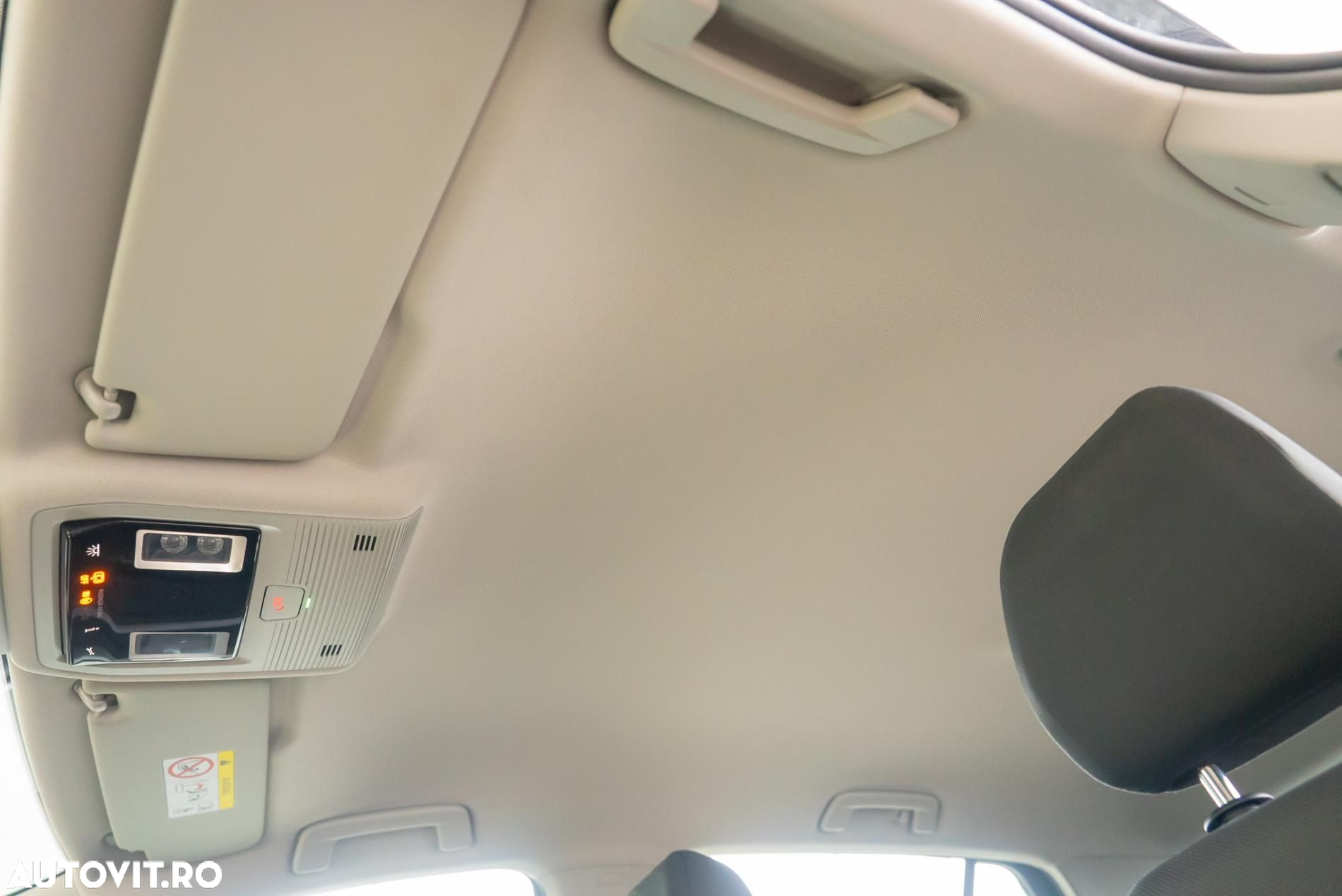 Volkswagen Golf 1.5 eTSI DSG MHEV Advanced - 17