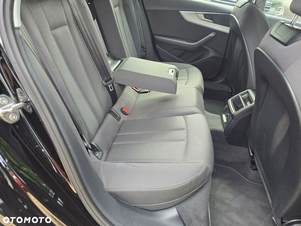 Audi A4 Avant 1.4 TFSI S tronic - 11