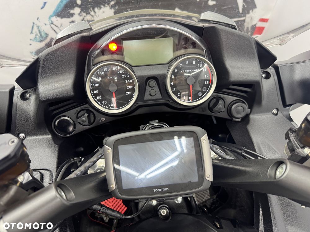 Kawasaki GTR - 29