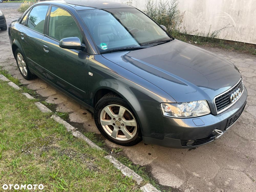 Audi A4 Limousine 2.4 Multitronic - 2