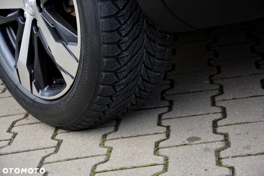 Peugeot 3008 Plug-In Hybrid4 300 e-EAT8 GT - 20