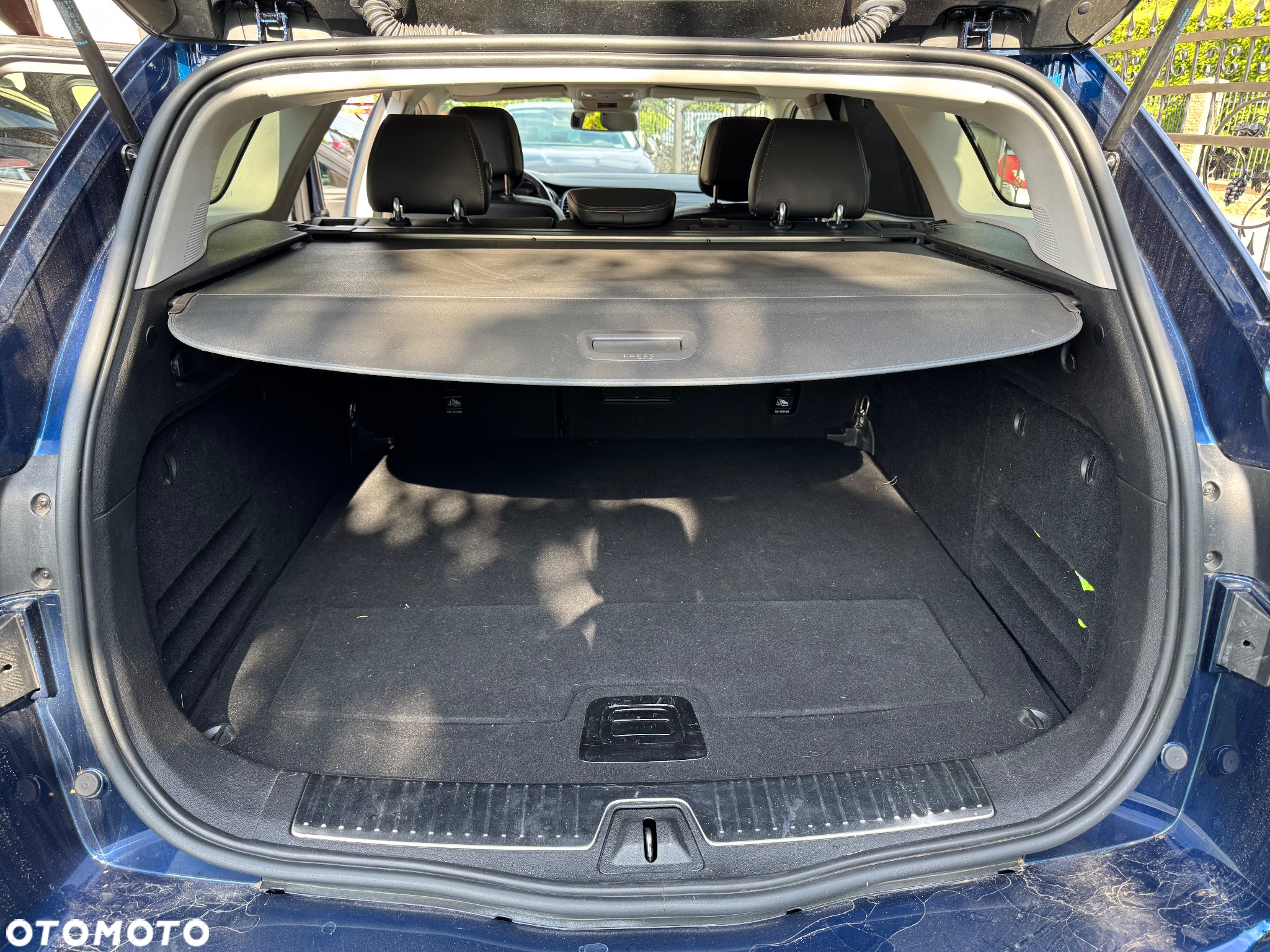 Renault Talisman Grandtour TCe 225 EDC GPF INTENS - 16
