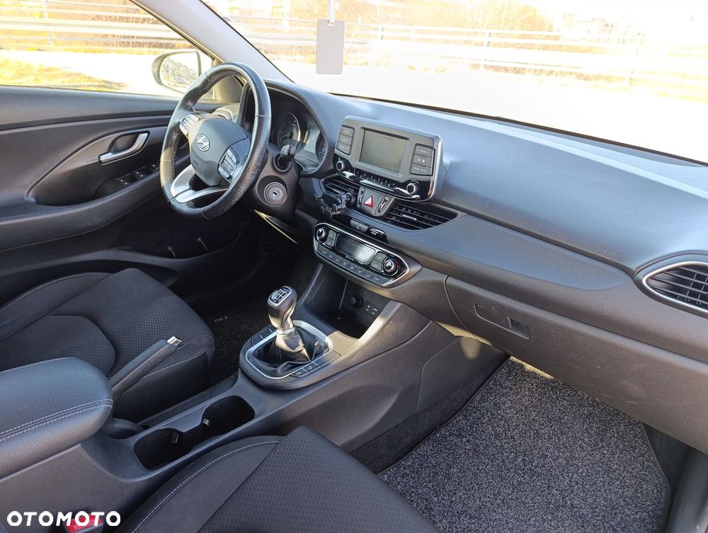 Hyundai i30 1.4 Comfort - 9