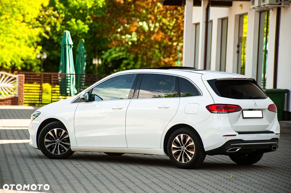 Mercedes-Benz Klasa B 180 Edition 2020 - 14
