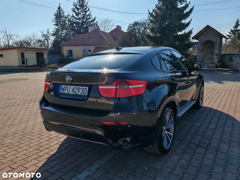 BMW X6 - 21