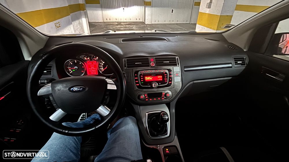 Ford Kuga 2.0 TDCi Titanium - 7