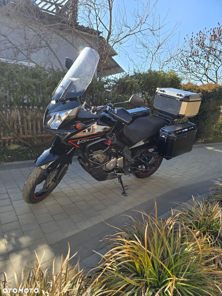Suzuki V-STROM - 2