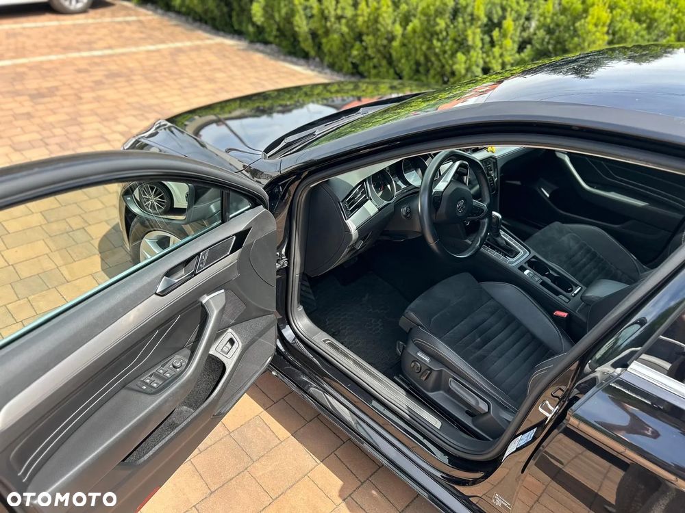 Volkswagen Passat - 9