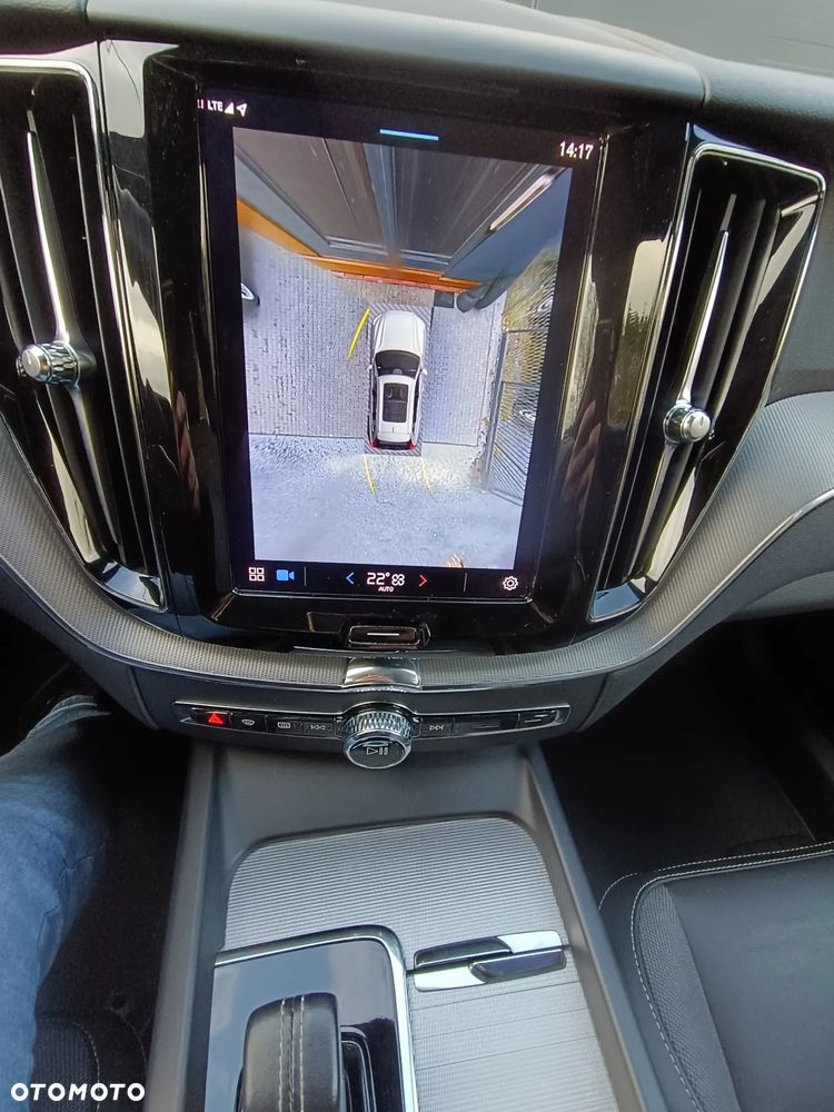 Volvo XC 60 B4 D Geartronic RDesign - 10