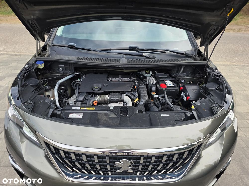 Peugeot 3008 HDi 115 Allure - 12